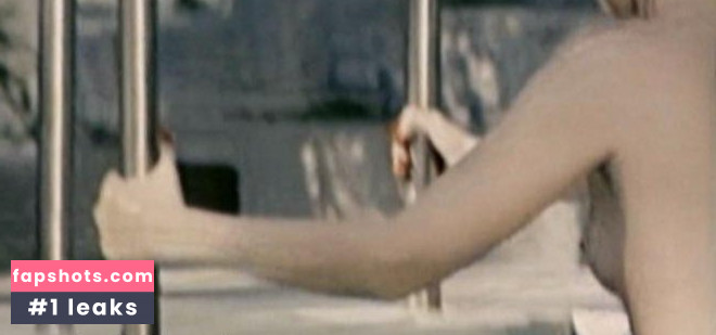 Betty Chen gallery photo #9