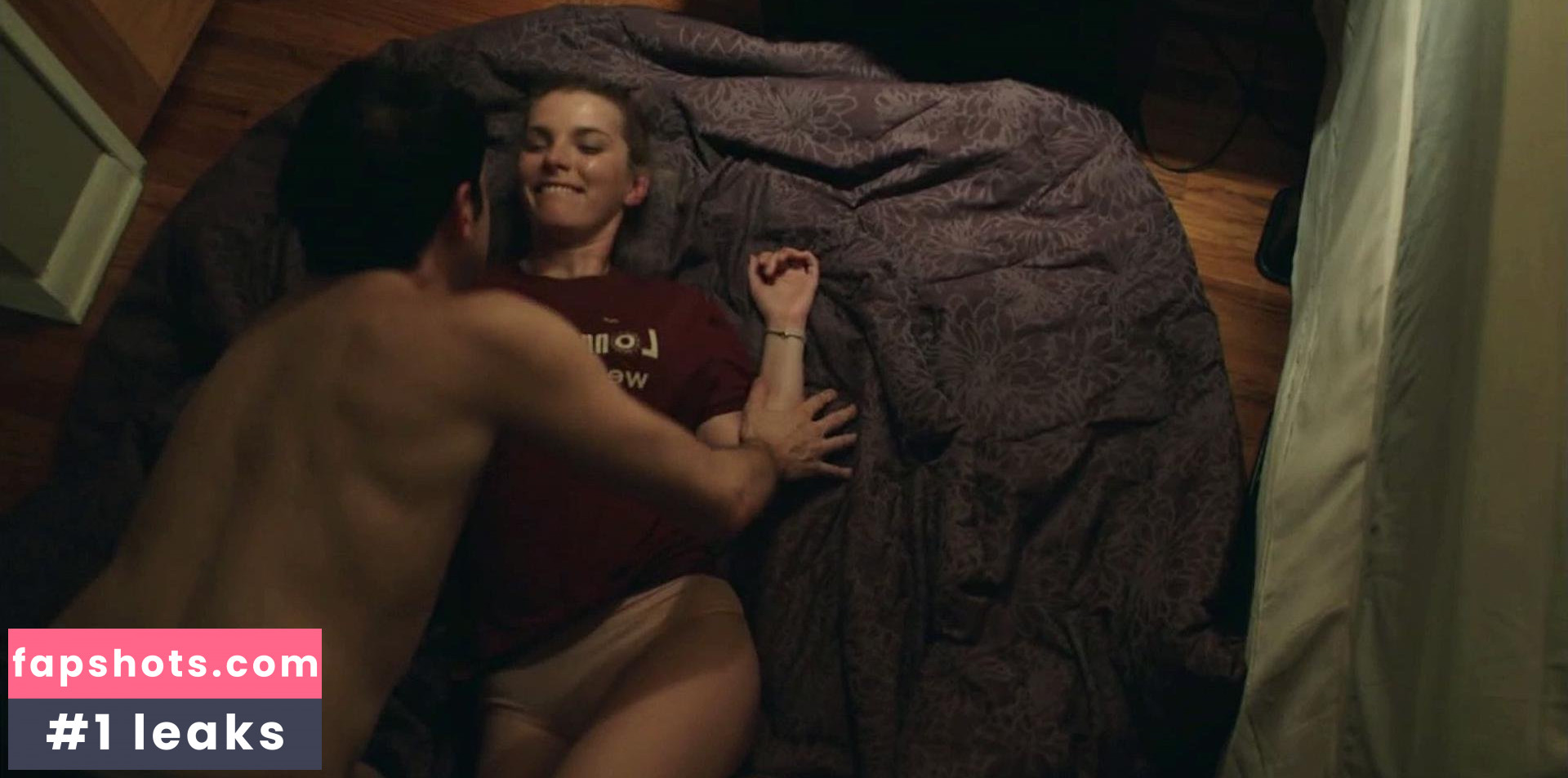 Betty Gilpin Nude Leaks OnlyFans Photos #114 - LeakJerk