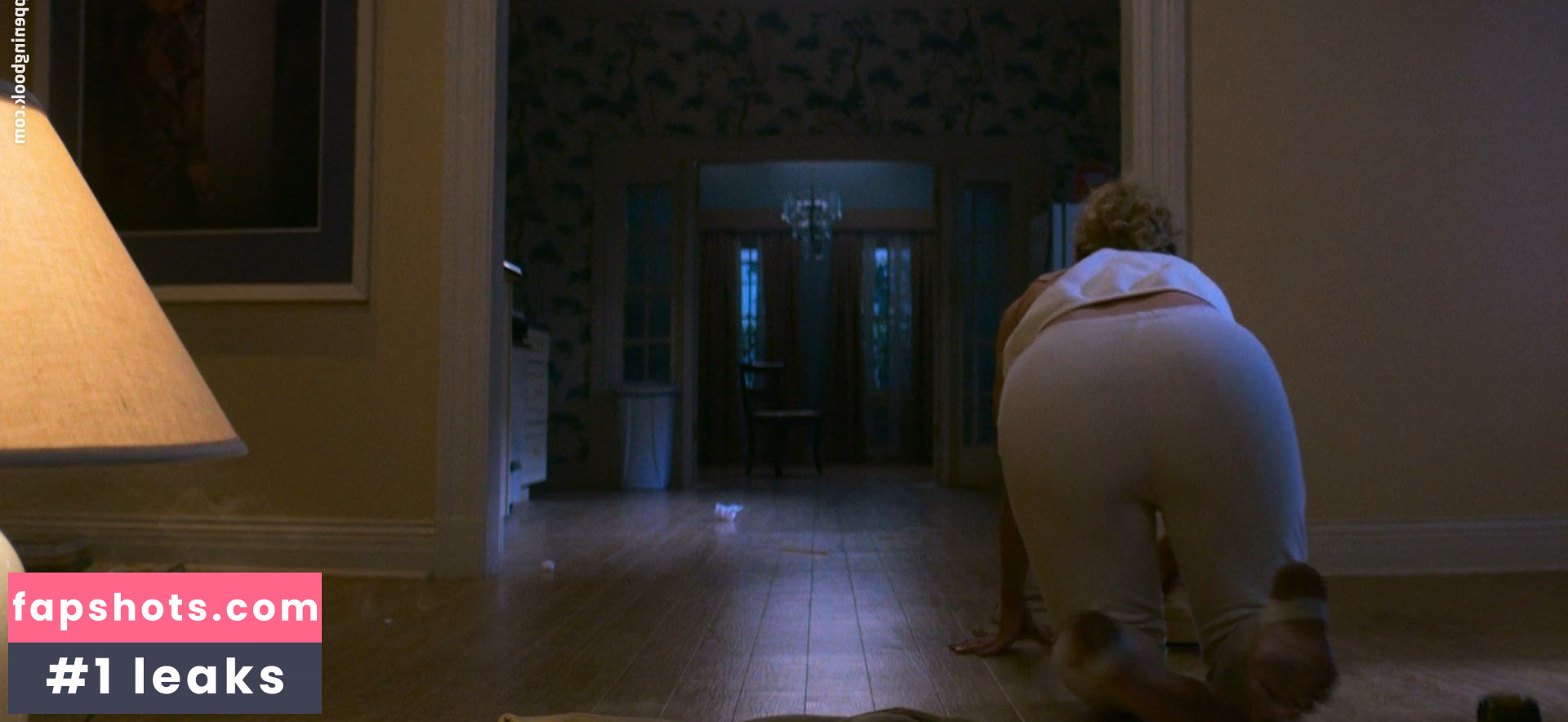 Betty Gilpin gallery photo #55