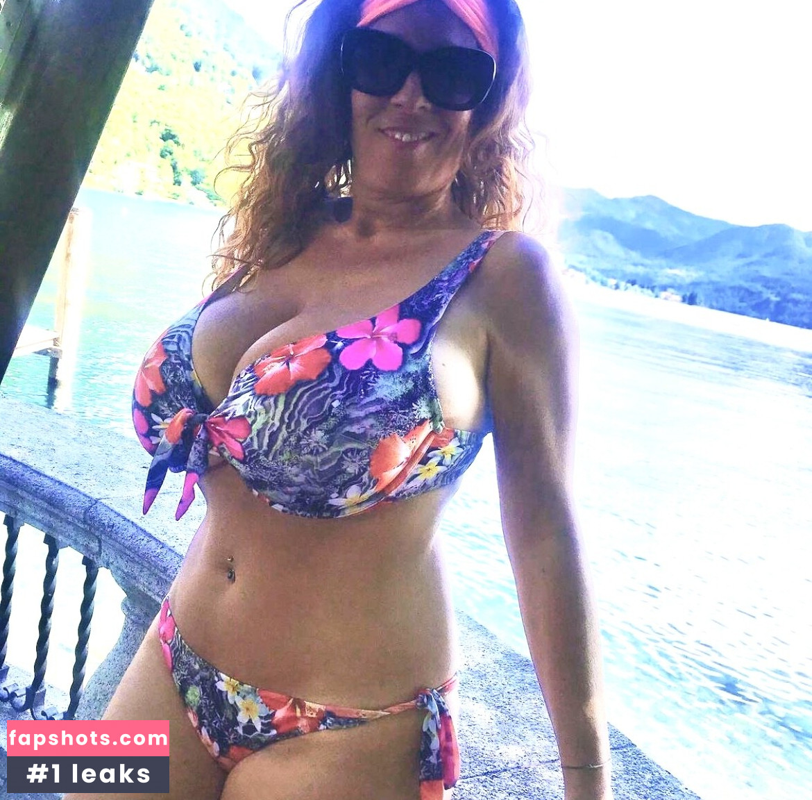 Betty LaRouge gallery photo #14