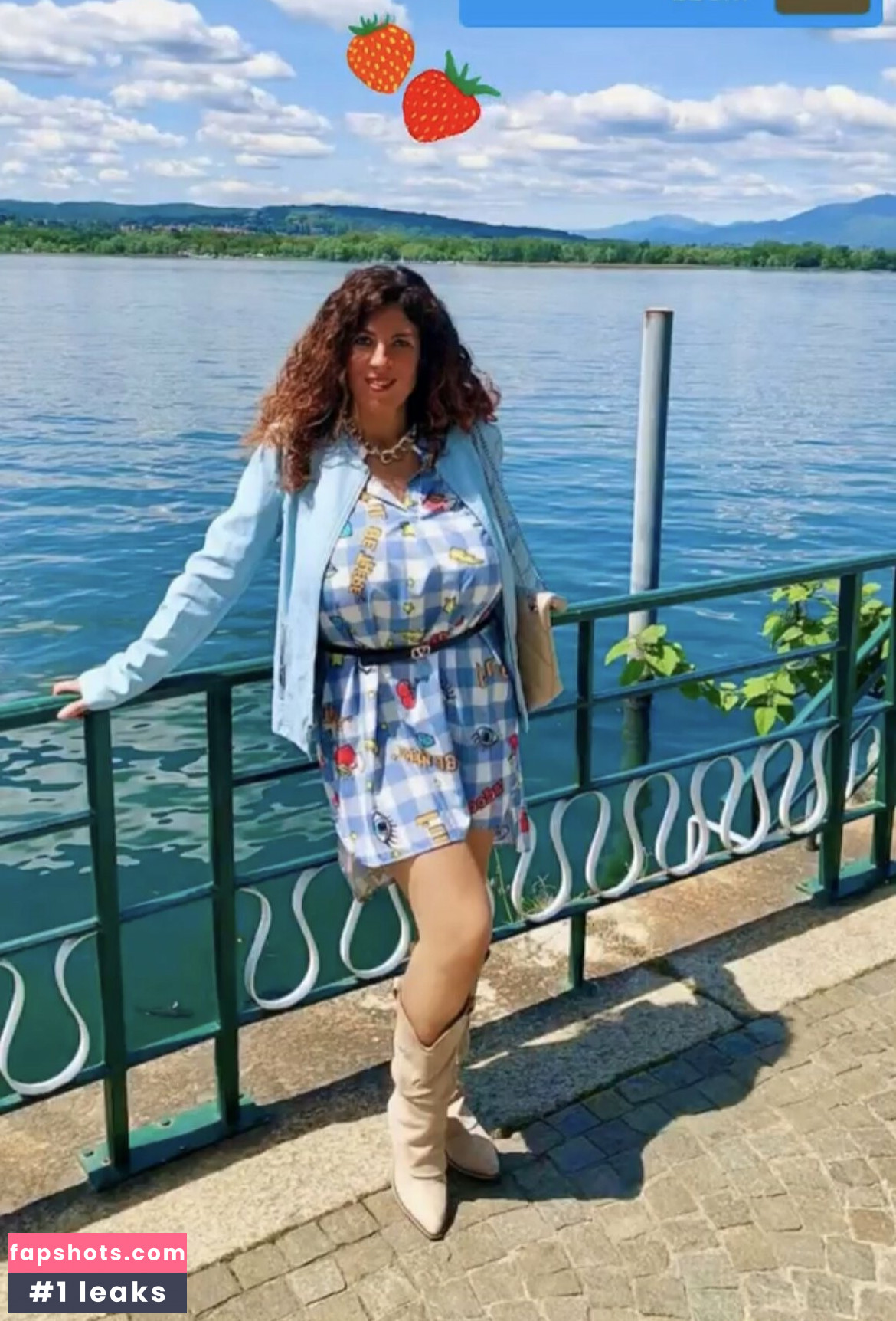 Betty LaRouge gallery photo #5