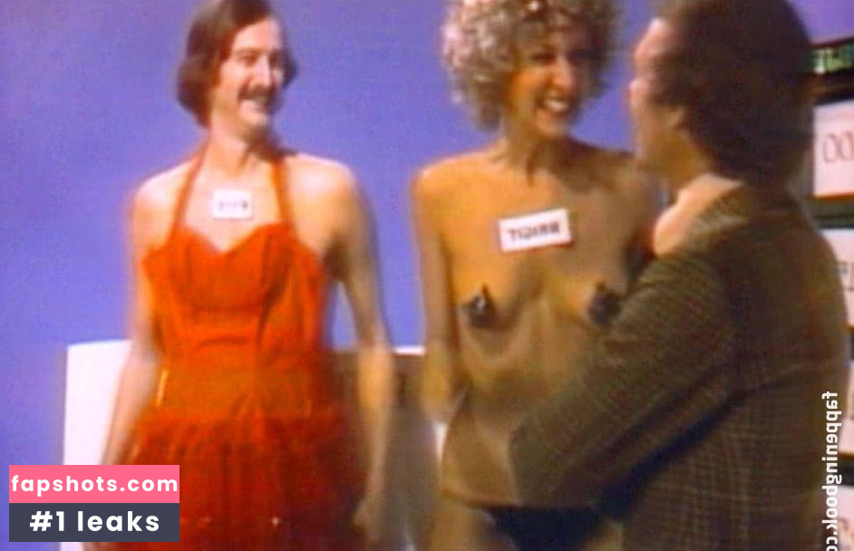 Betty Thomas Nude Leaks OnlyFans Photos #7 - LeakJerk