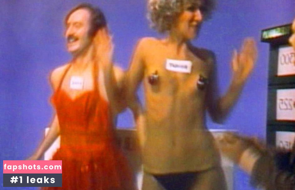 Betty Thomas Nude Leaks OnlyFans Photos #9 - LeakJerk