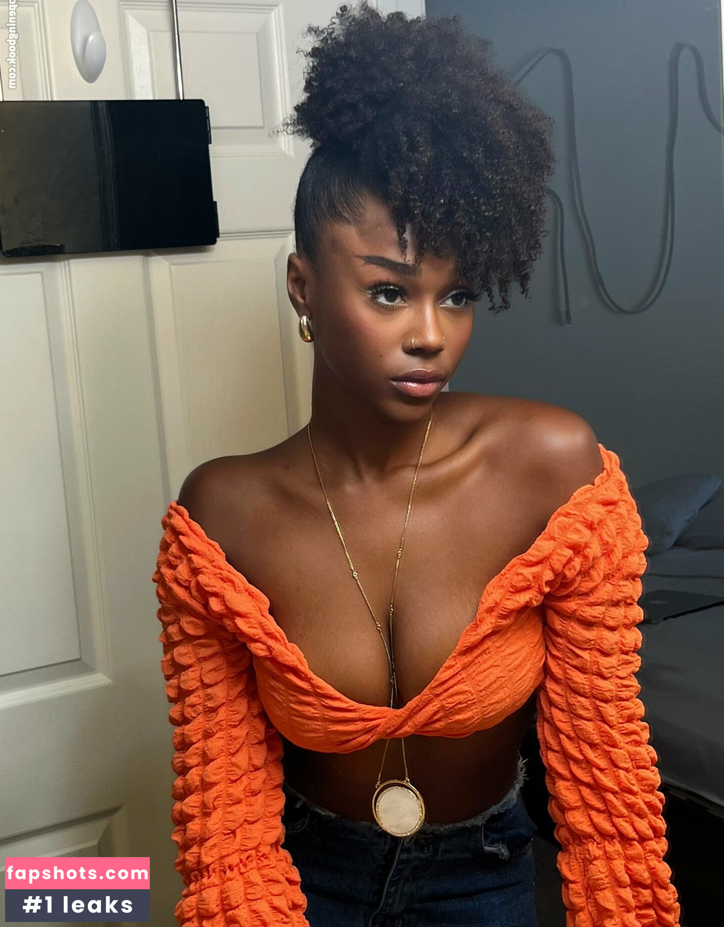 Beverly Pierre gallery photo #2