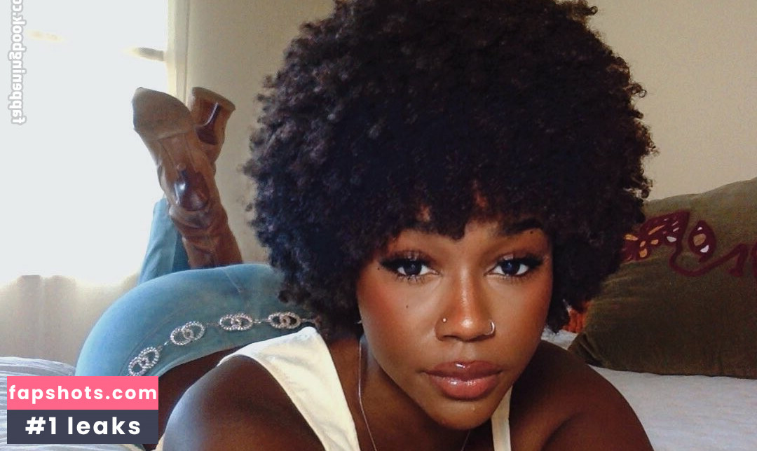 Beverly Pierre gallery photo #14