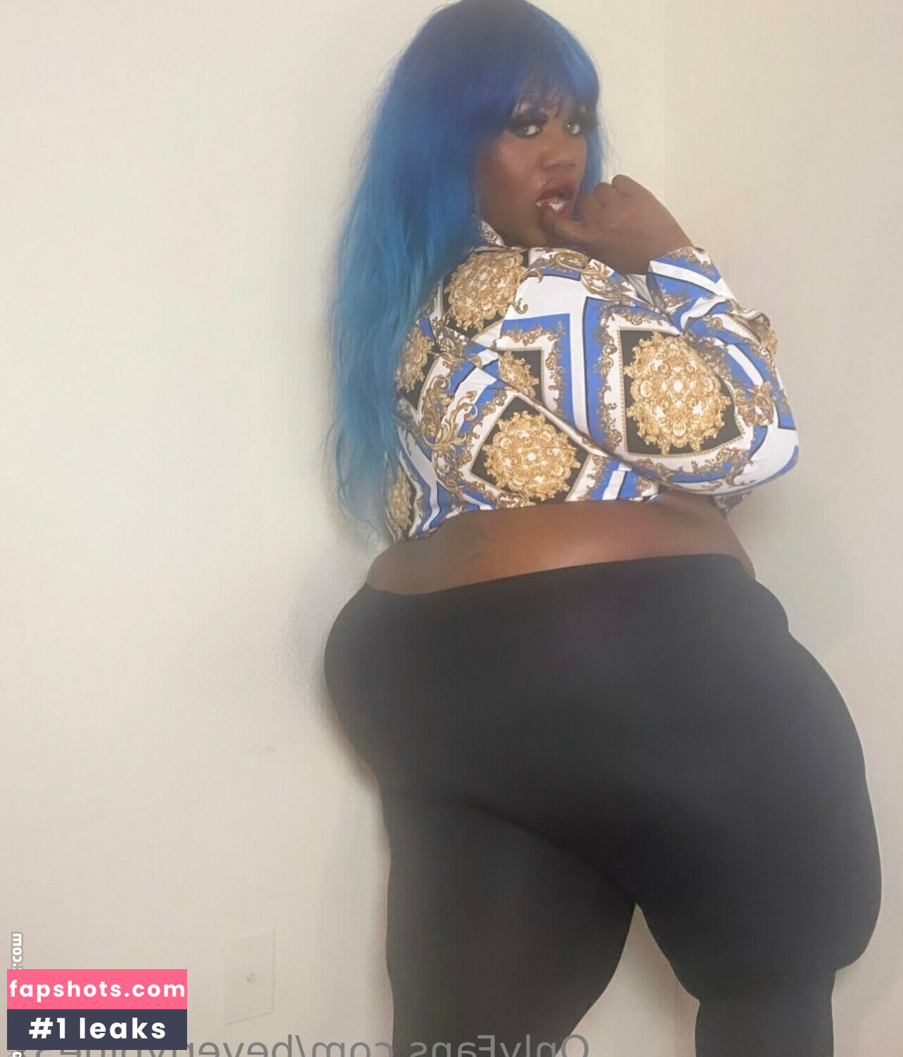 beverlyblue3x gallery photo #3