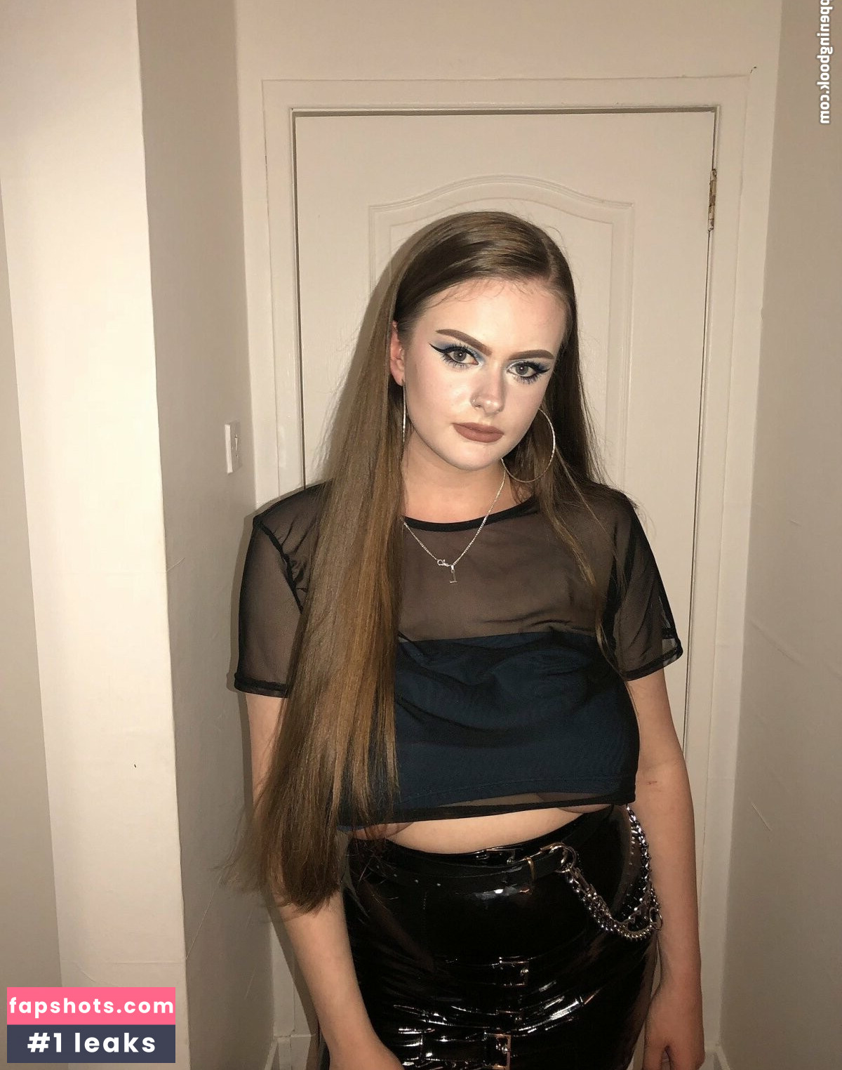 Bex McFadden gallery photo #15