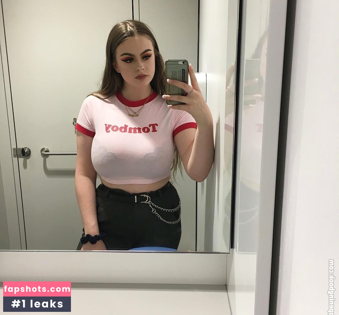 Bex McFadden gallery photo #8