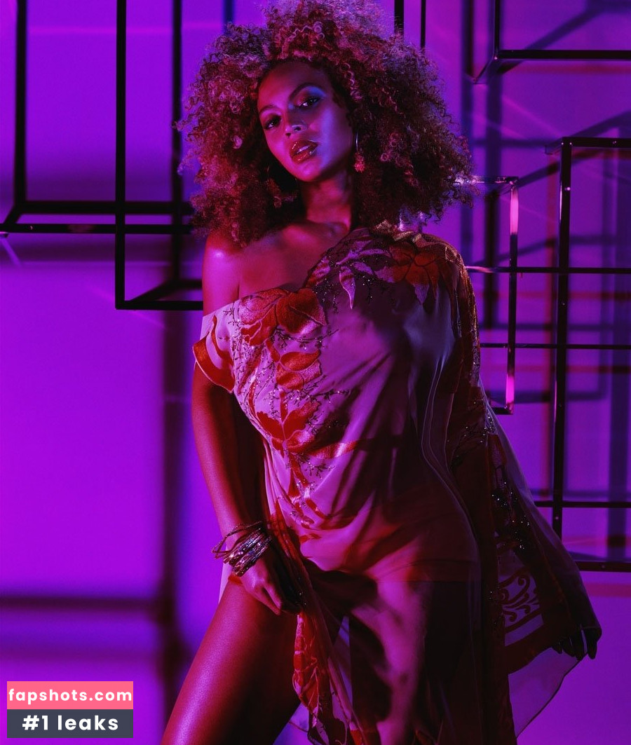 Beyoncé Knowles gallery photo #235