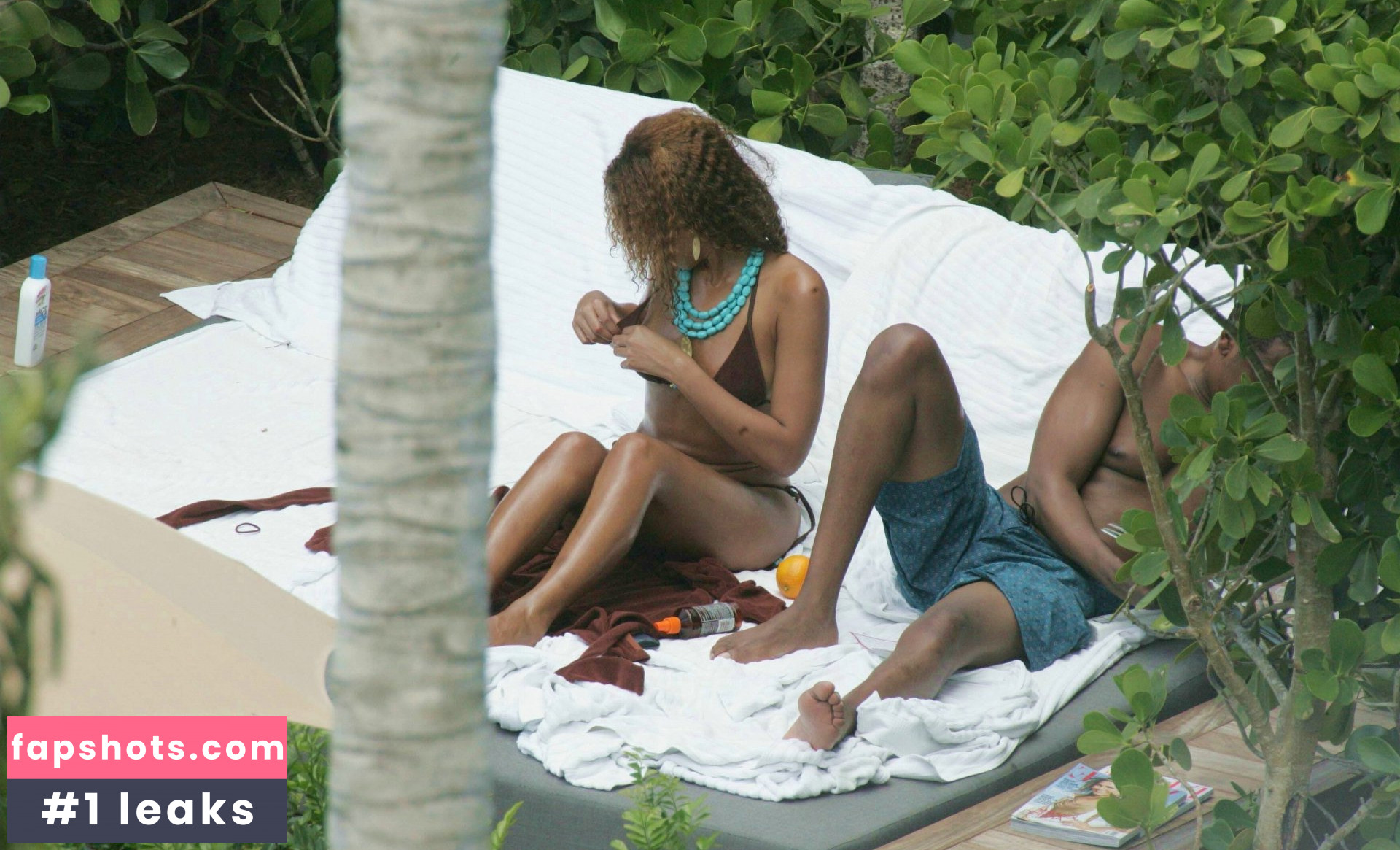 Beyoncé Knowles gallery photo #395