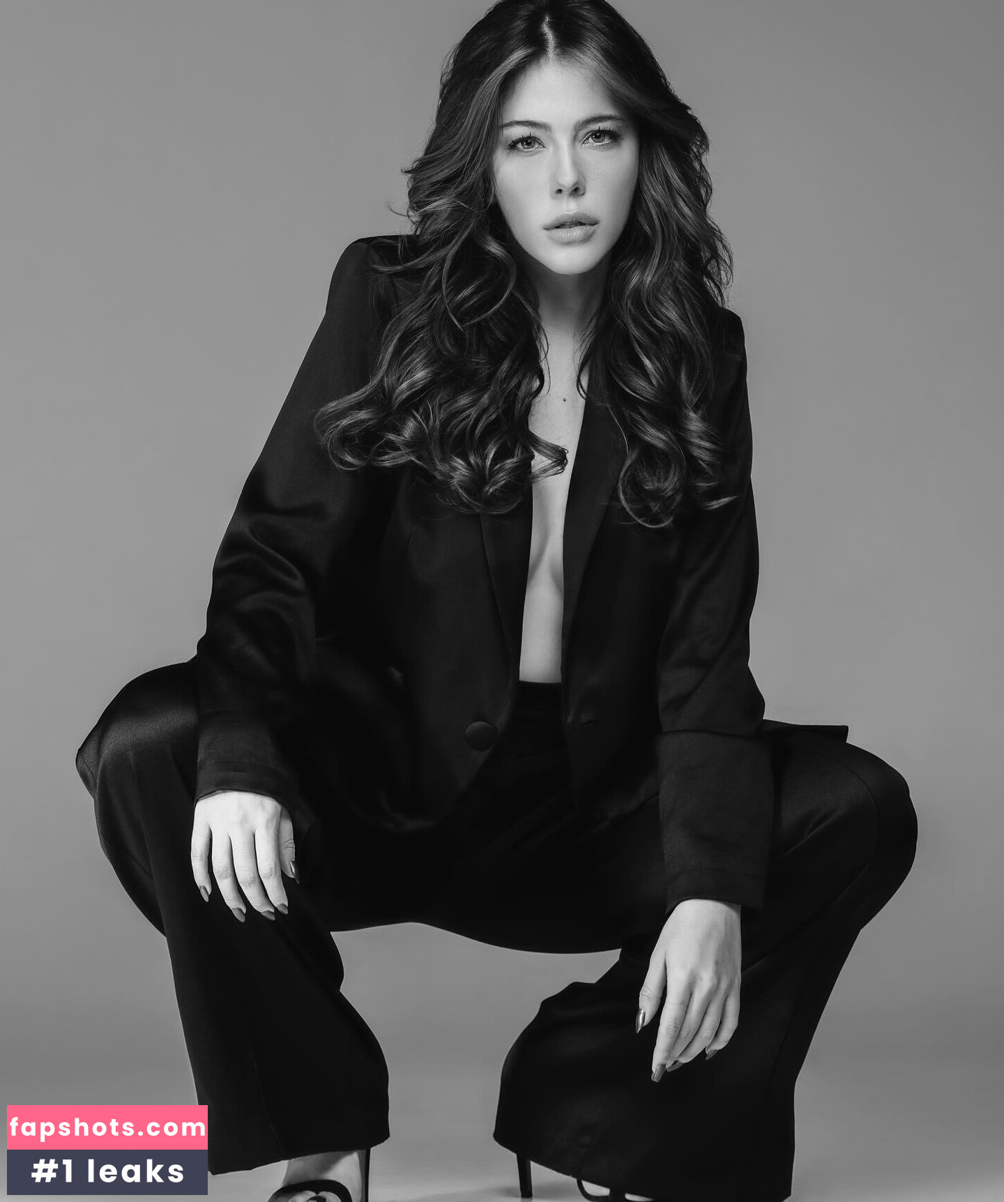 Bia Arantes gallery photo #2