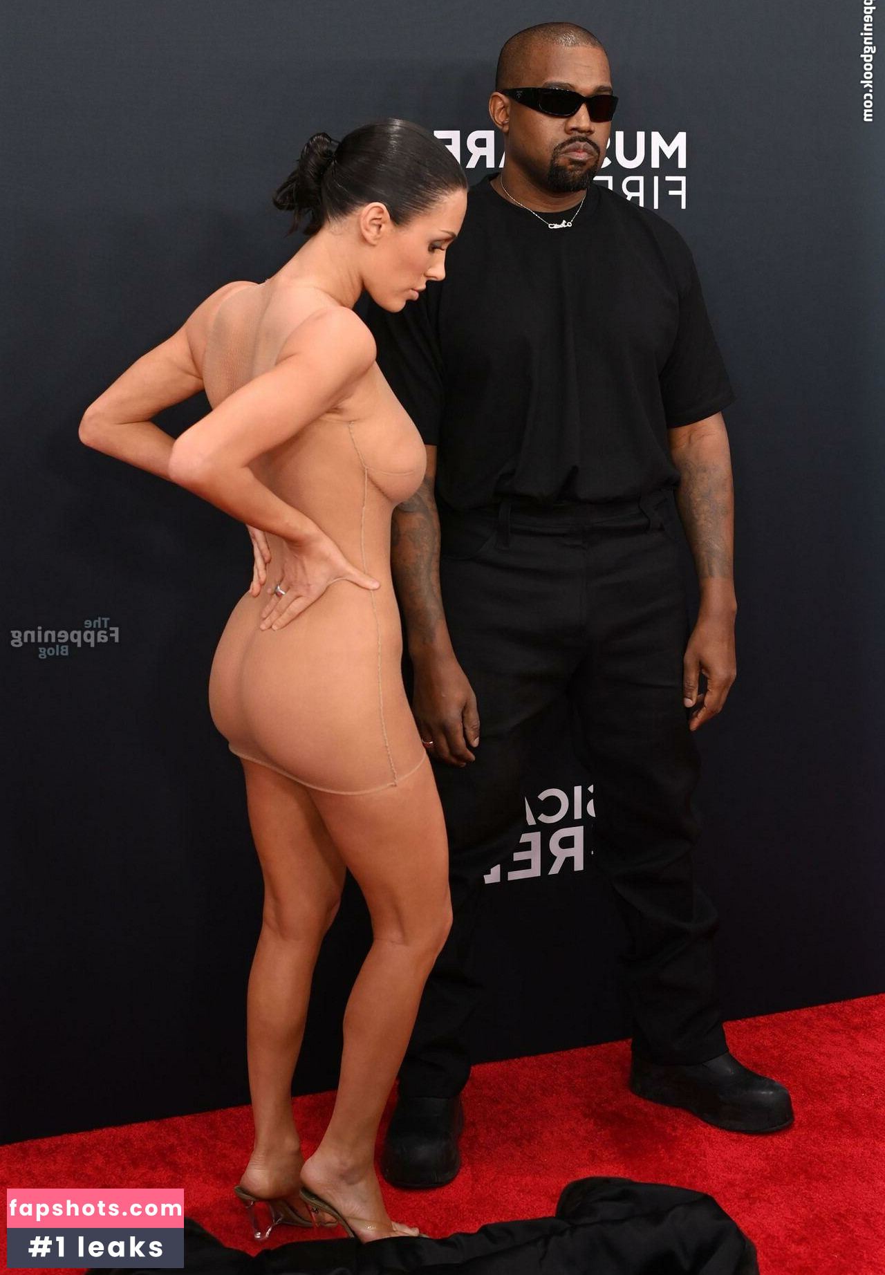 Bianca Censori gallery photo #152