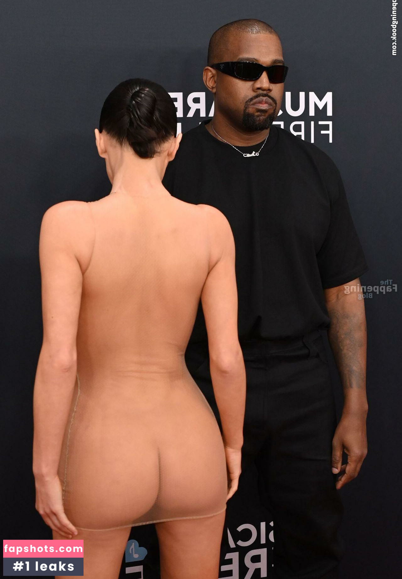 Bianca Censori gallery photo #155