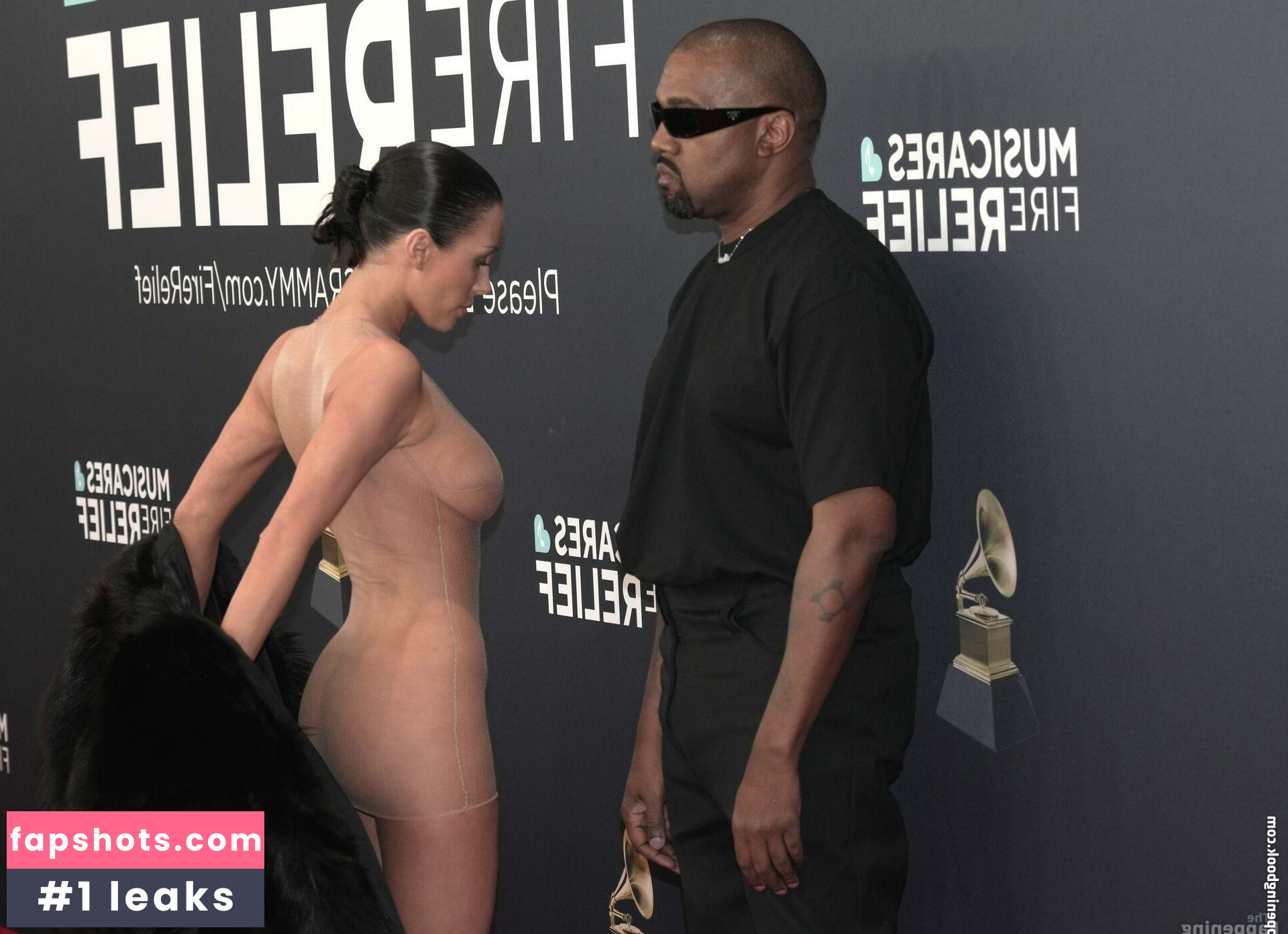 Bianca Censori gallery photo #166