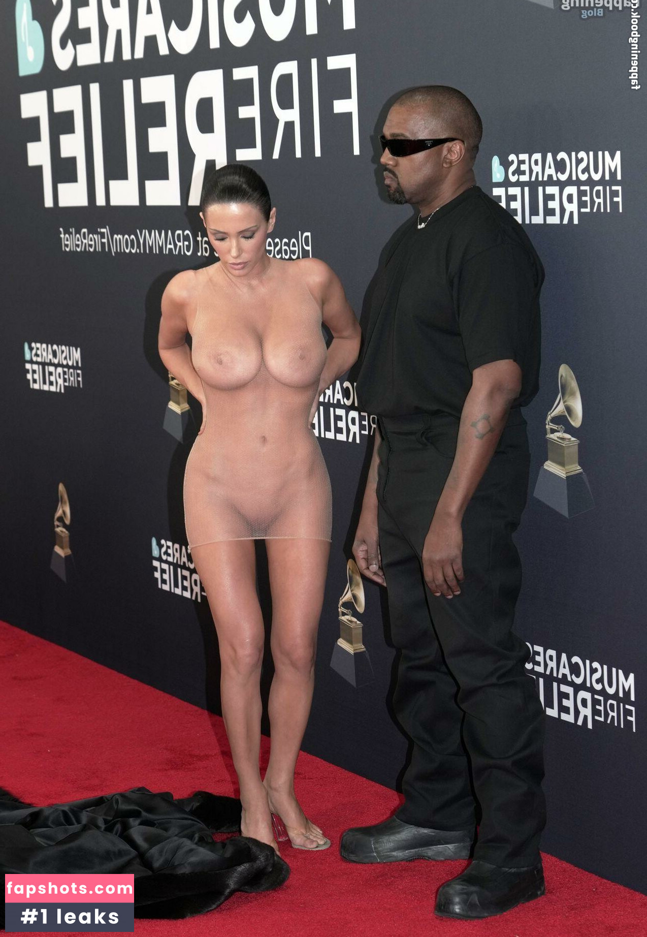 Bianca Censori gallery photo #168