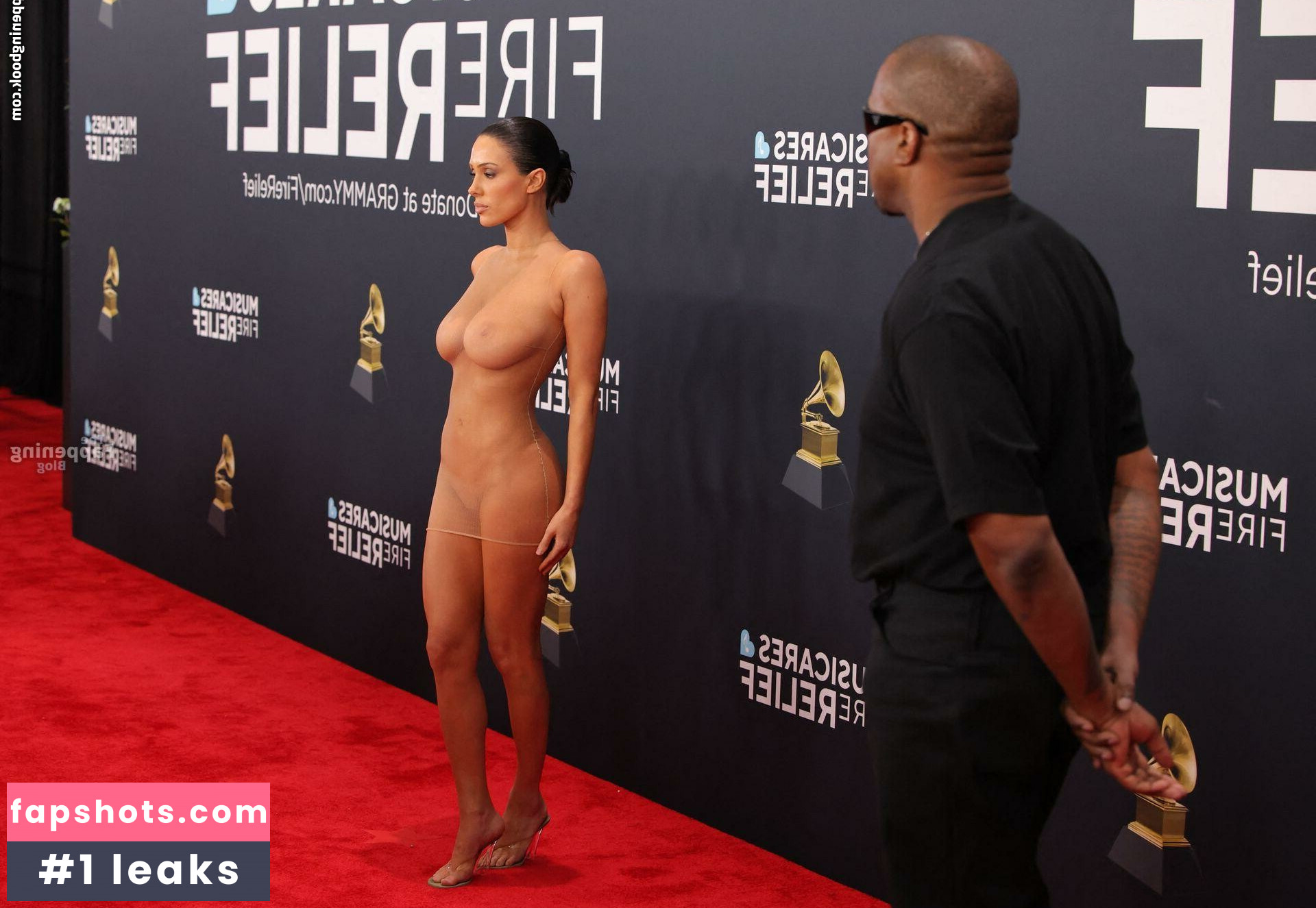 Bianca Censori gallery photo #184