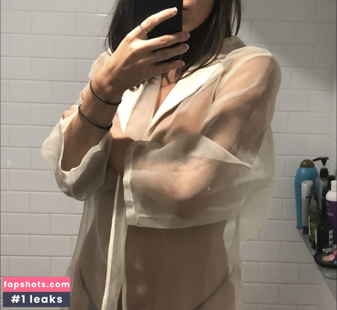 Bianca Censori gallery photo #3