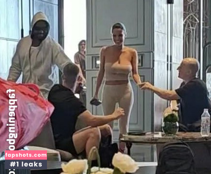 Bianca Censori gallery photo #208