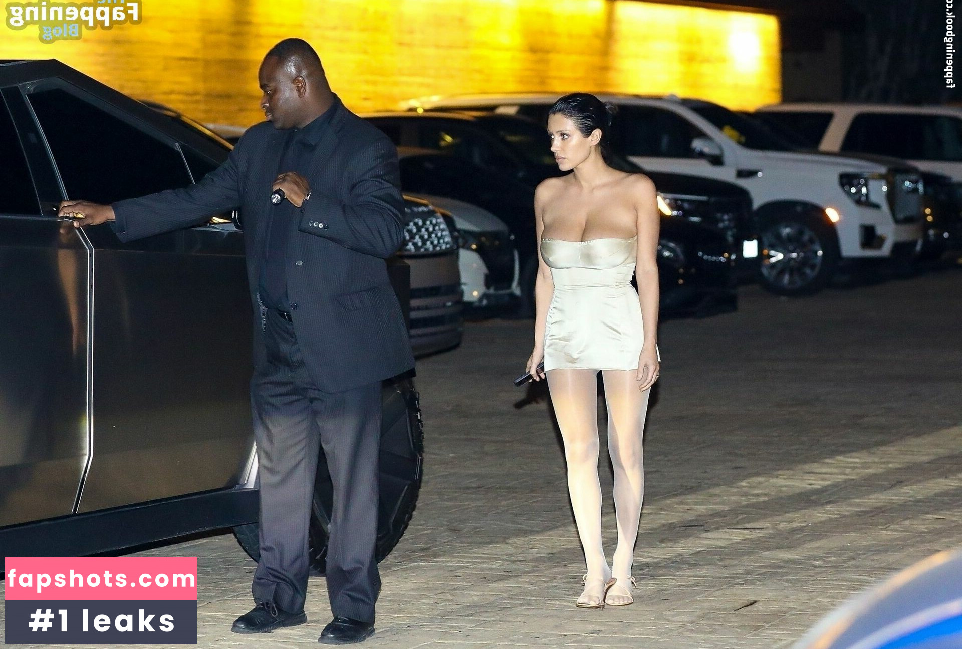 Bianca Censori gallery photo #295