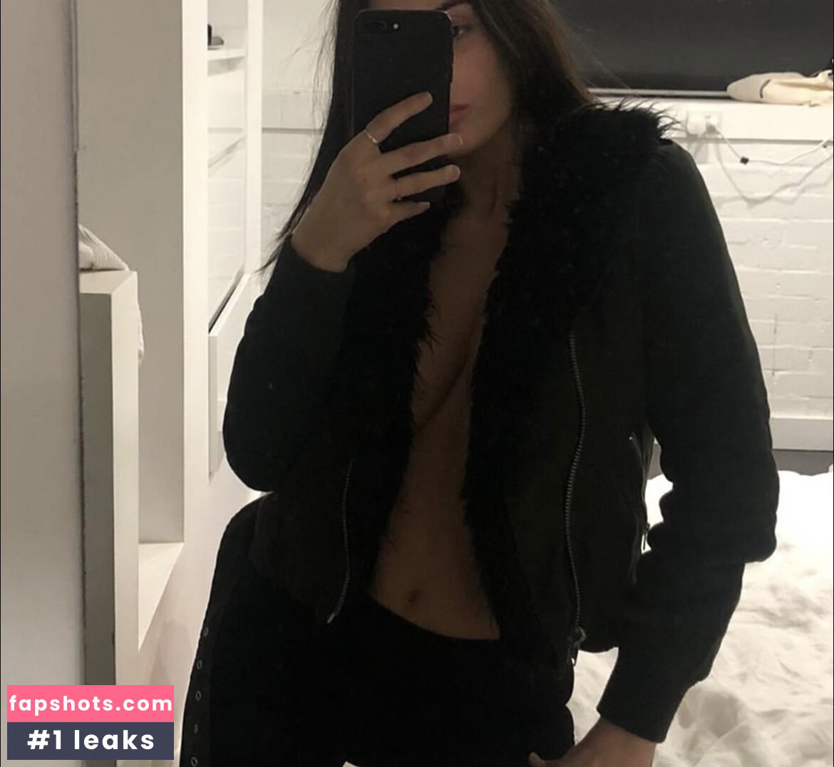 Bianca Censori gallery photo #4