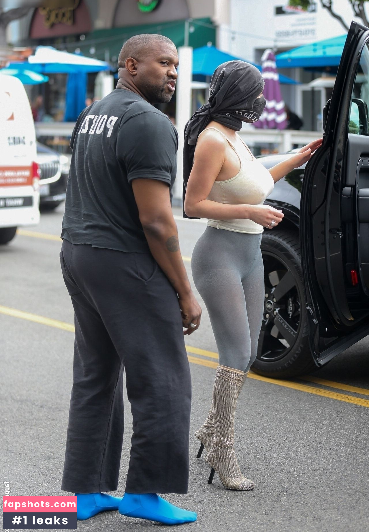 Bianca Censori gallery photo #411