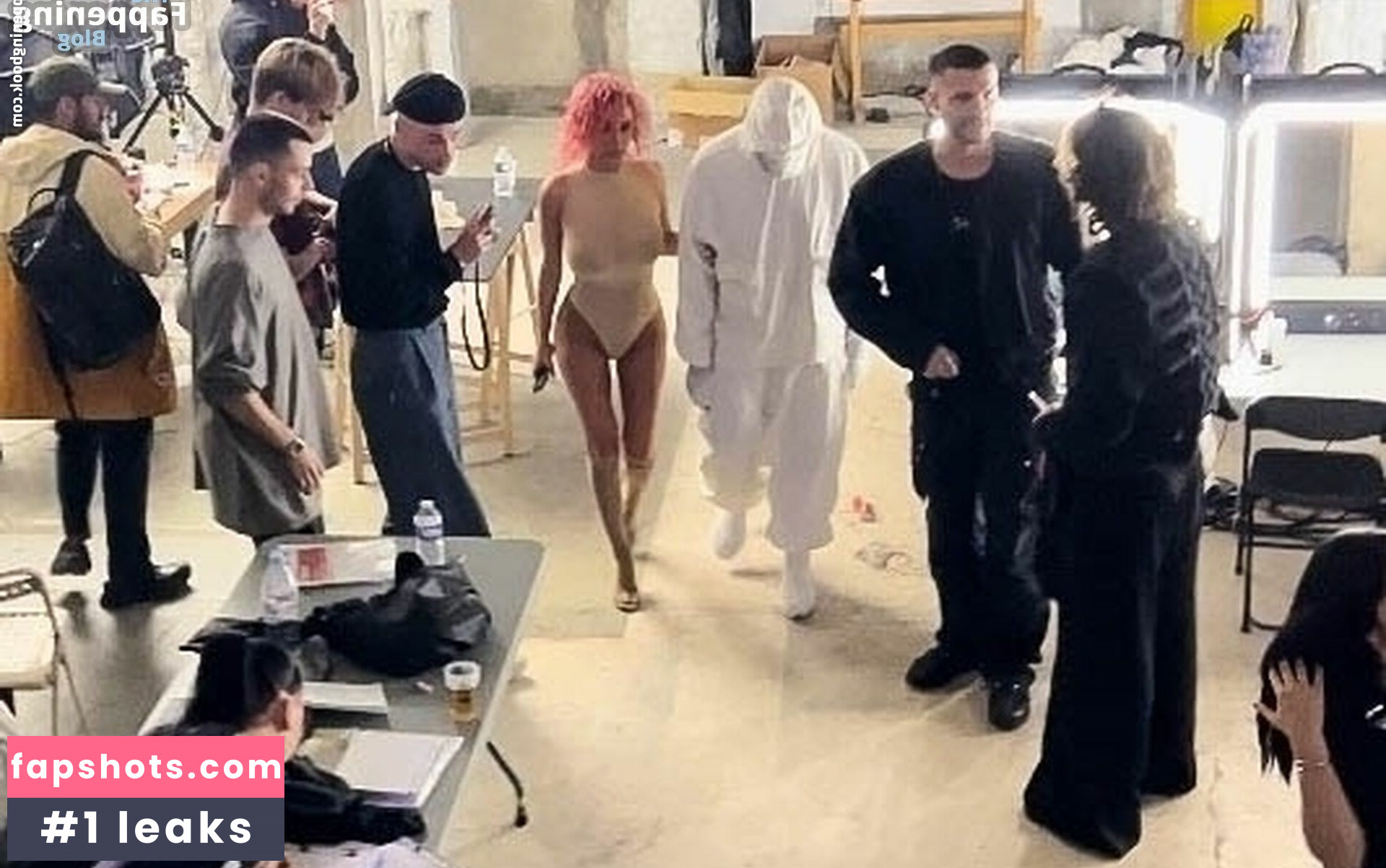 Bianca Censori gallery photo #418