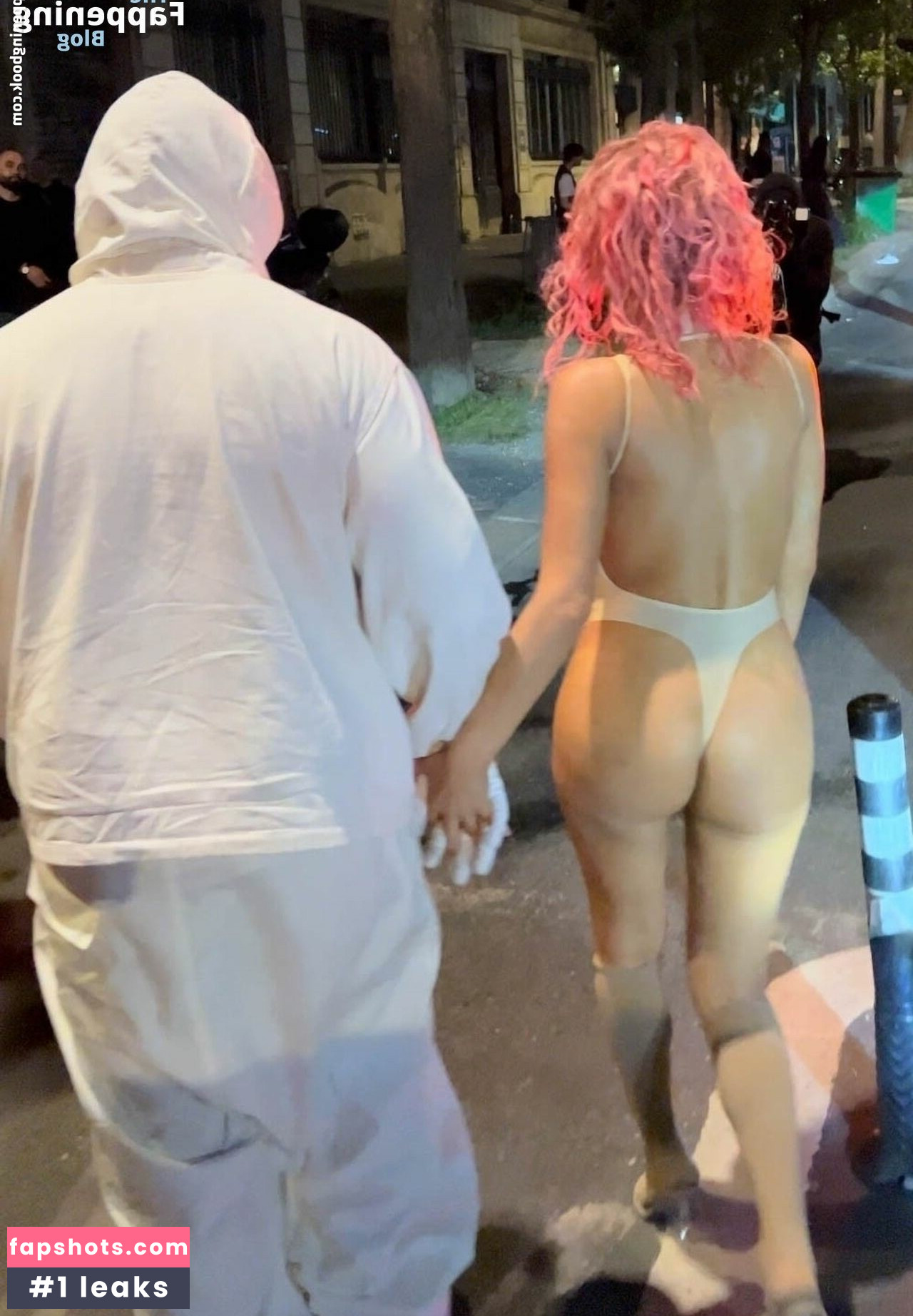 Bianca Censori gallery photo #423