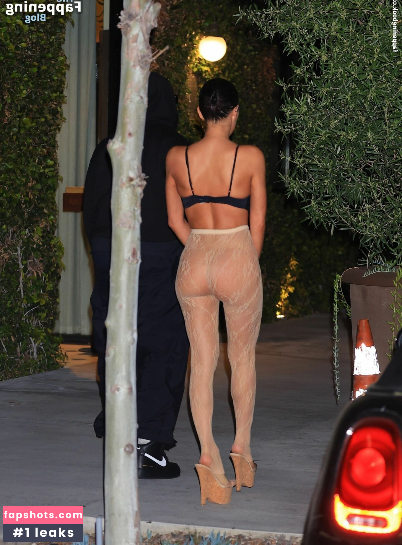 Bianca Censori gallery photo #457