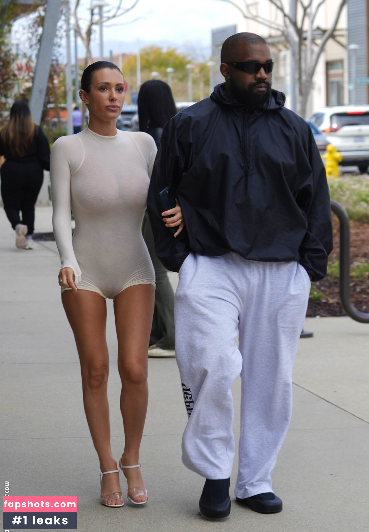 Bianca Censori gallery photo #459