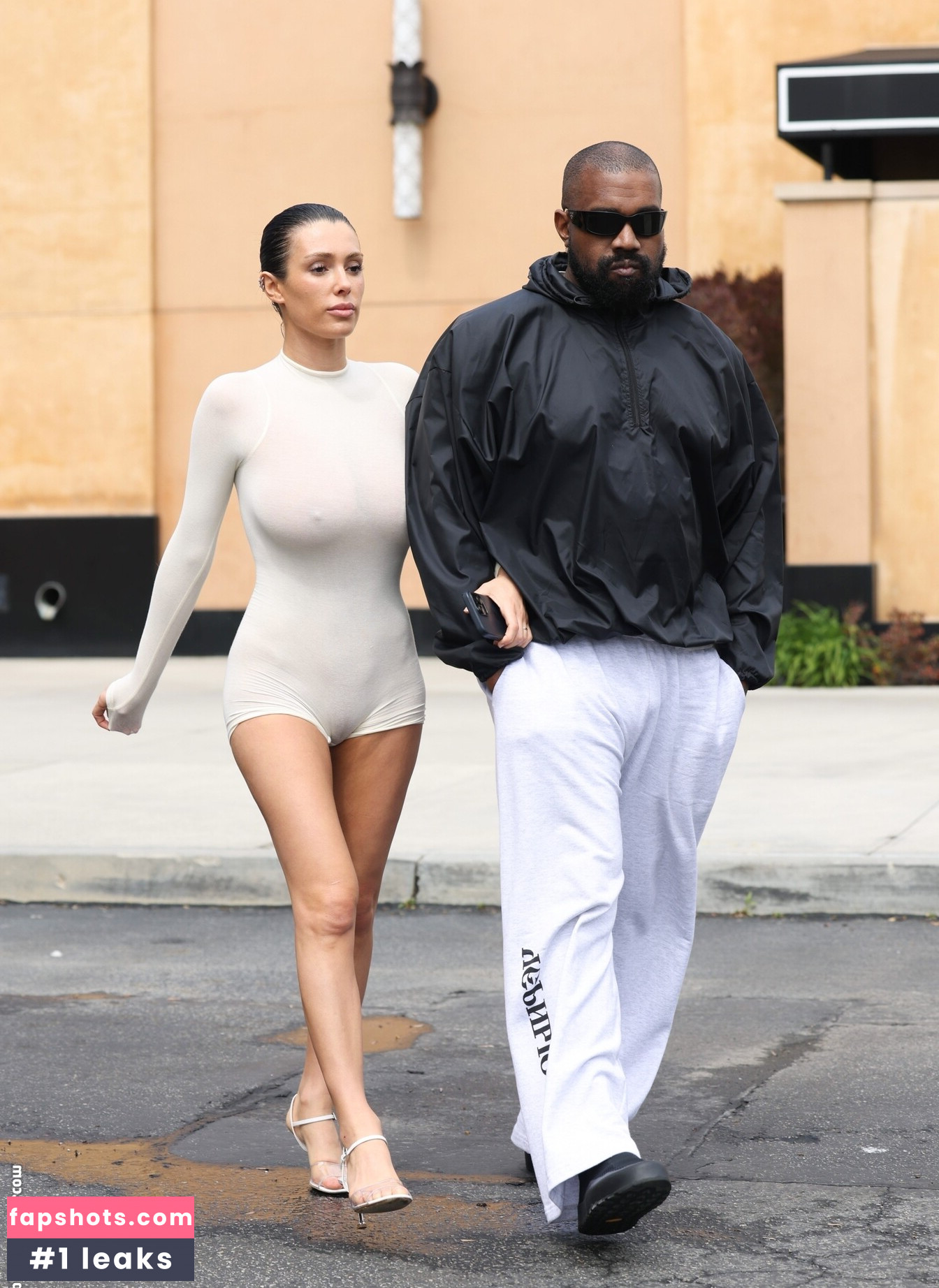 Bianca Censori gallery photo #460