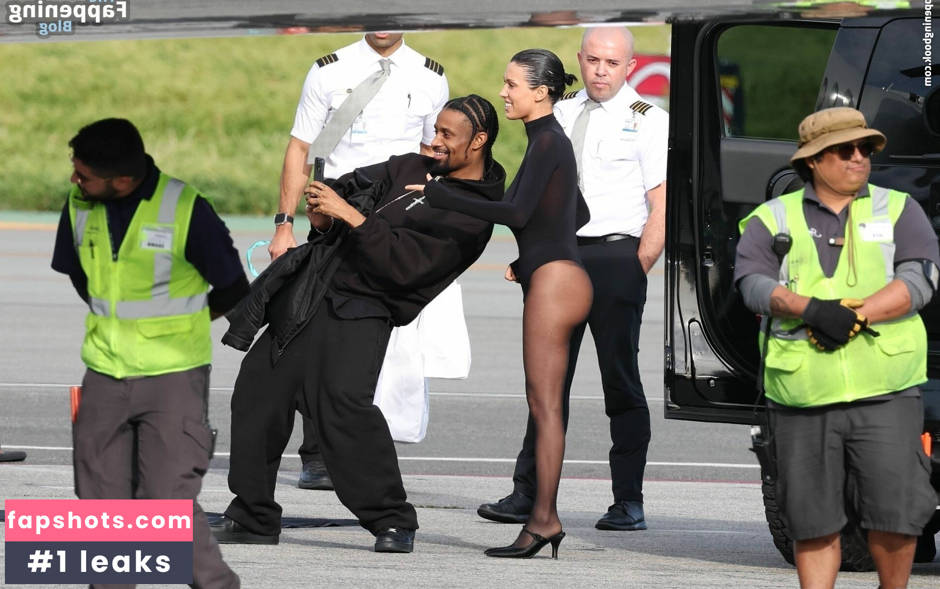 Bianca Censori gallery photo #487