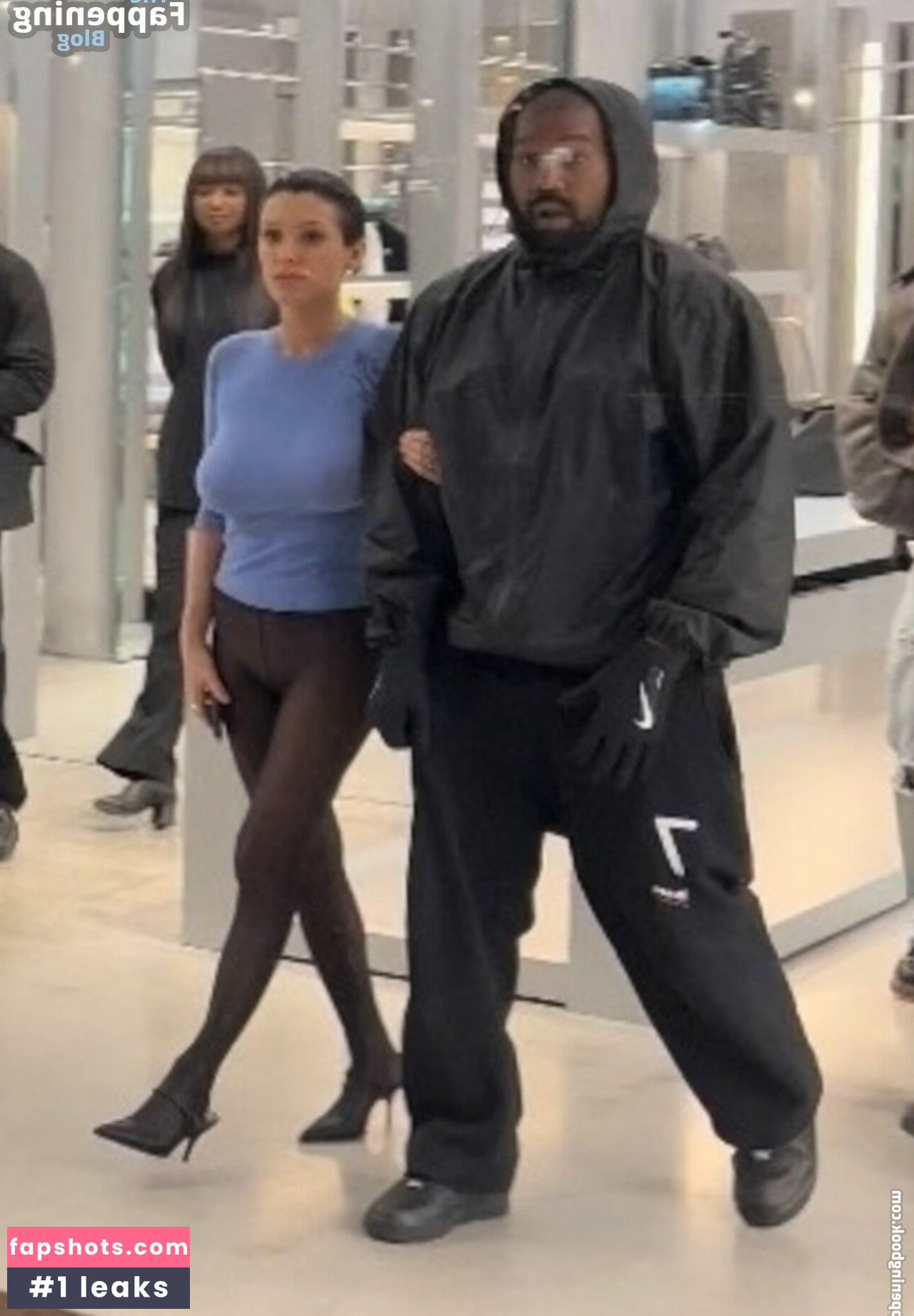 Bianca Censori gallery photo #565