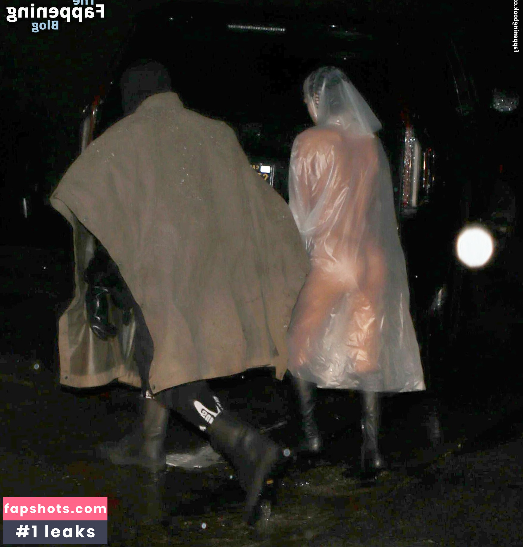 Bianca Censori gallery photo #599