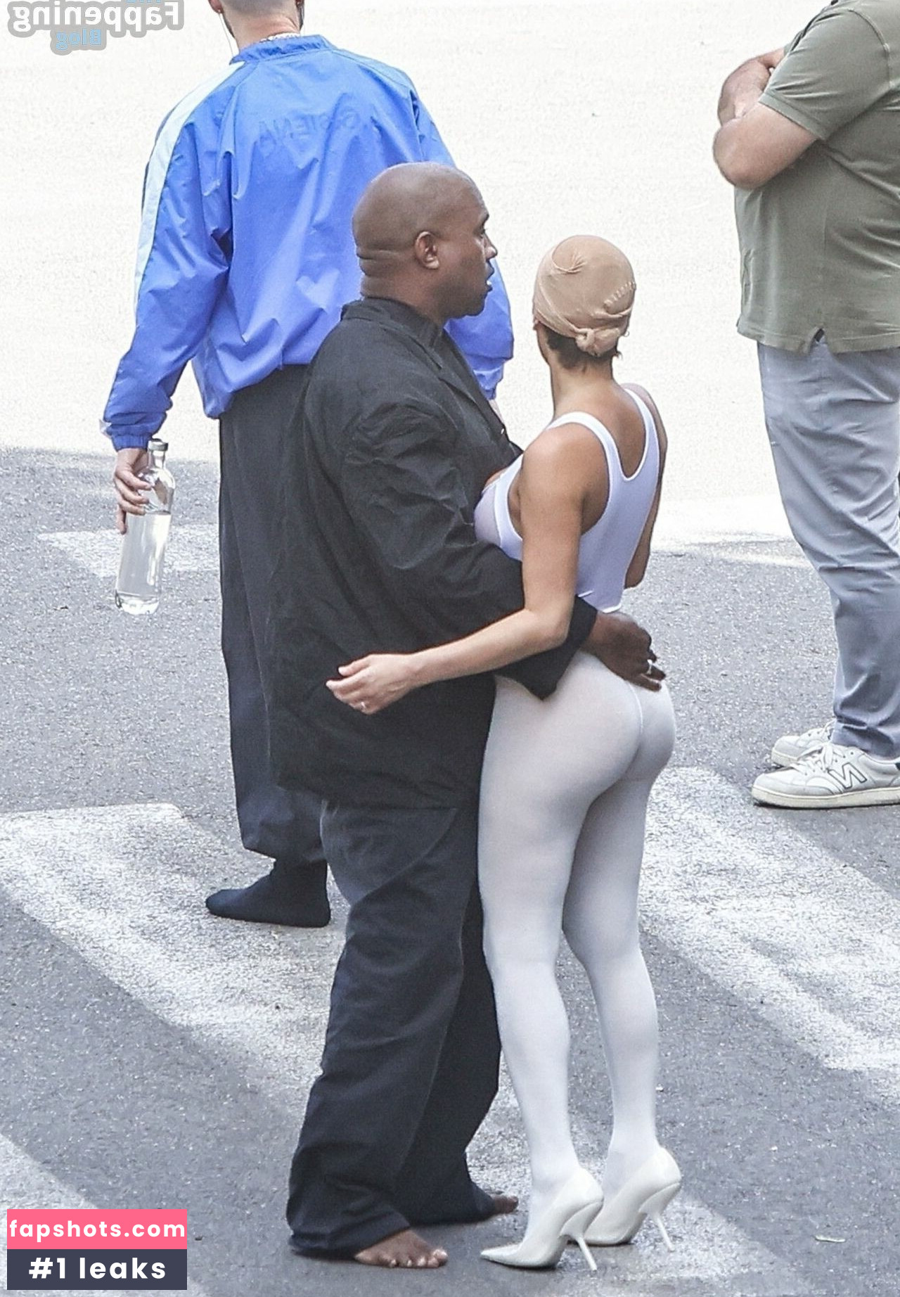 Bianca Censori gallery photo #658