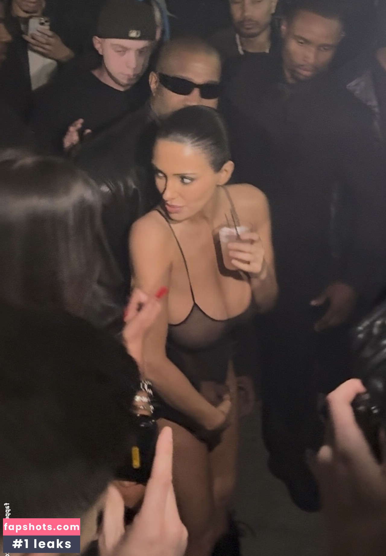 Bianca Censori gallery photo #73