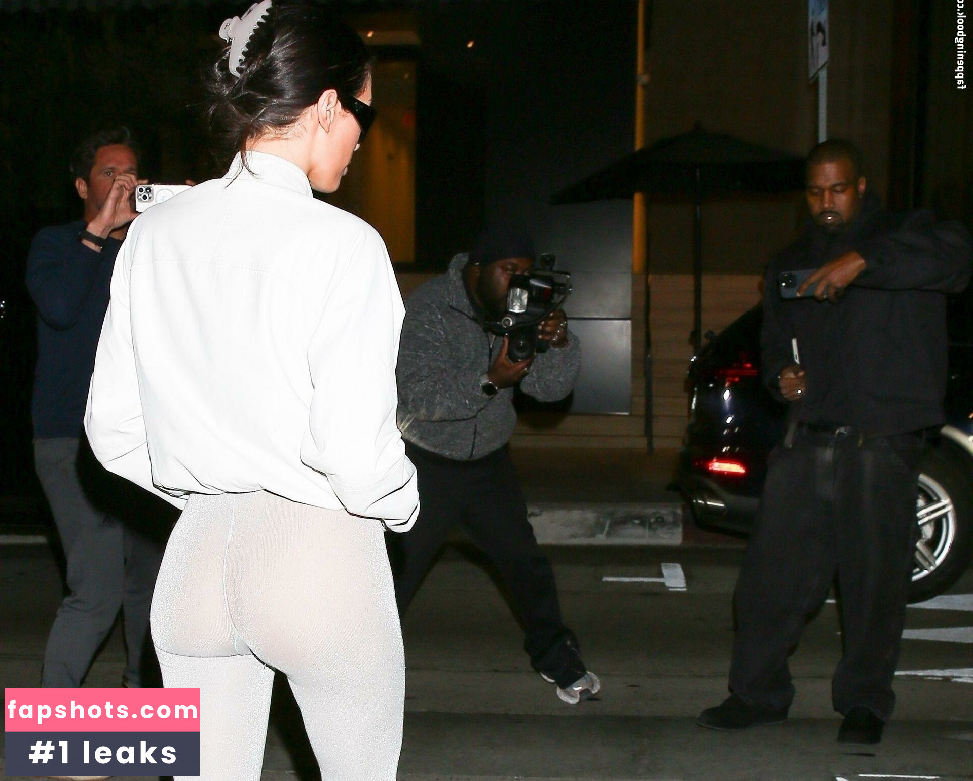 Bianca Censori gallery photo #82