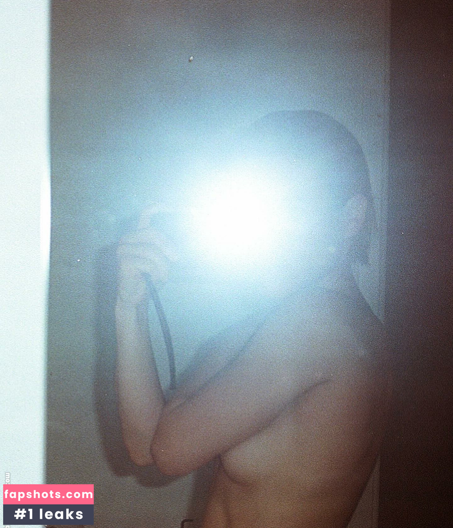 Bianca Comparato gallery photo #3