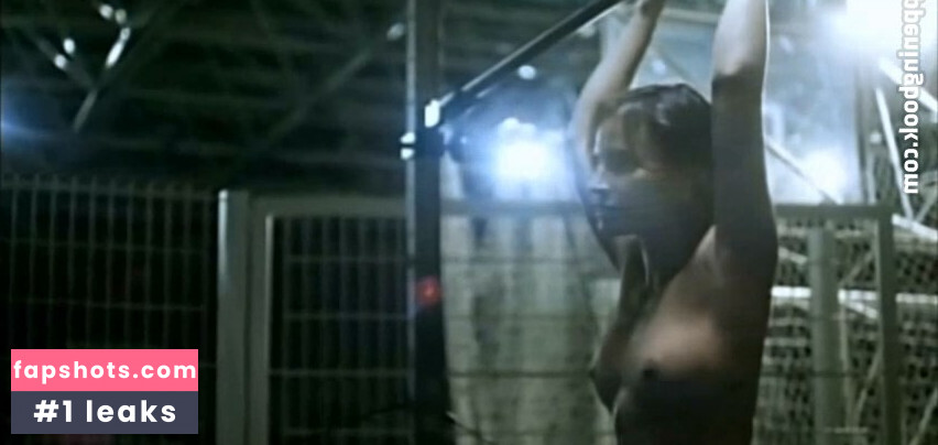 Bianca Comparato gallery photo #21