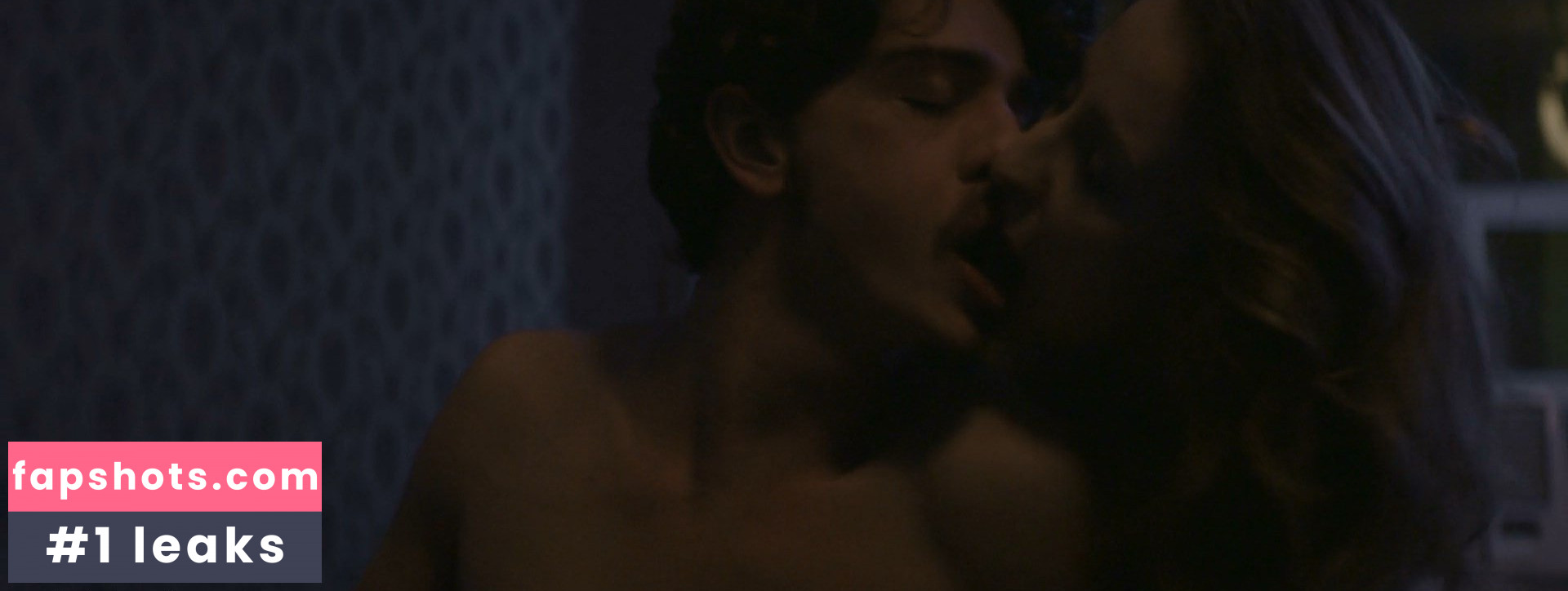 Bianca Comparato nude babe gallery