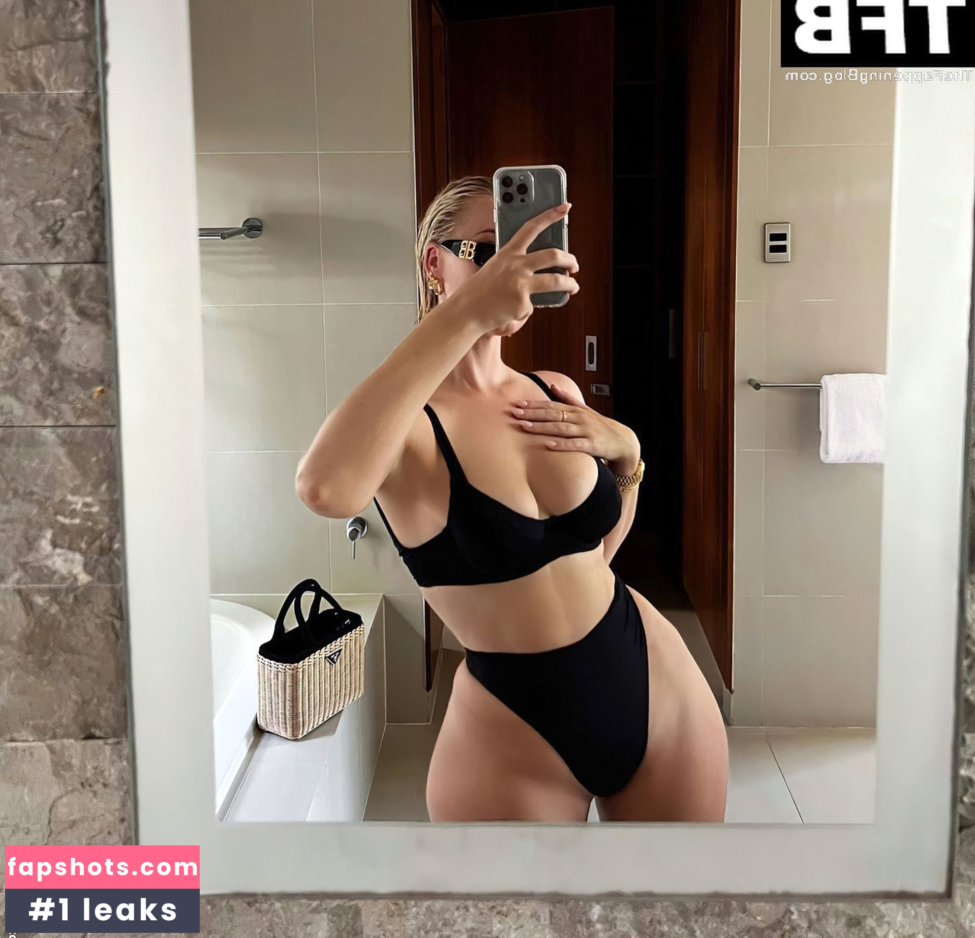 Bianca Elouise gallery photo #249