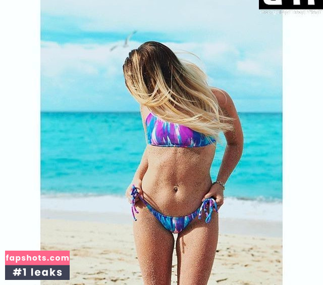 Bianca Heinicke gallery photo #4