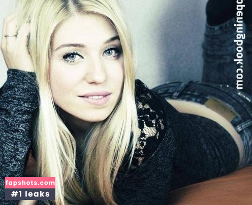 Bianca Heinicke gallery photo #32