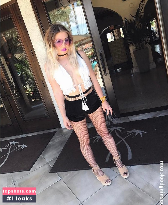 Bianca Heinicke gallery photo #48