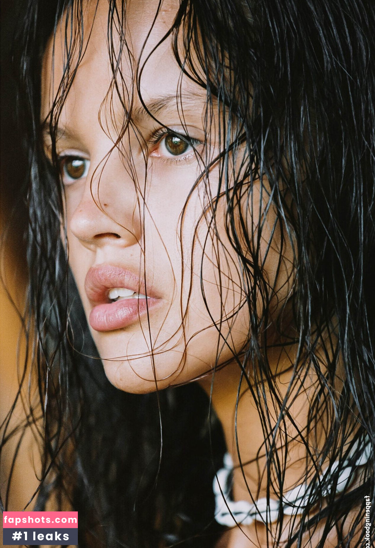 Bianca Mihoc gallery photo #25