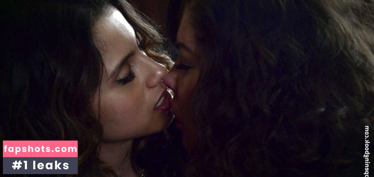 Bianca Saad gallery photo #5