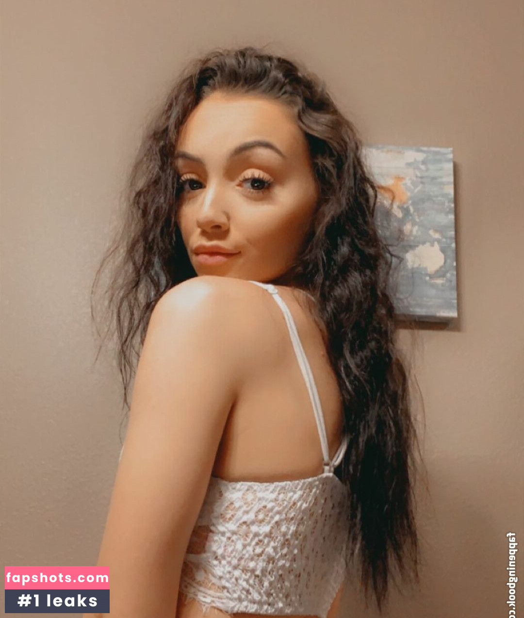 Bianka Montijo gallery photo #11