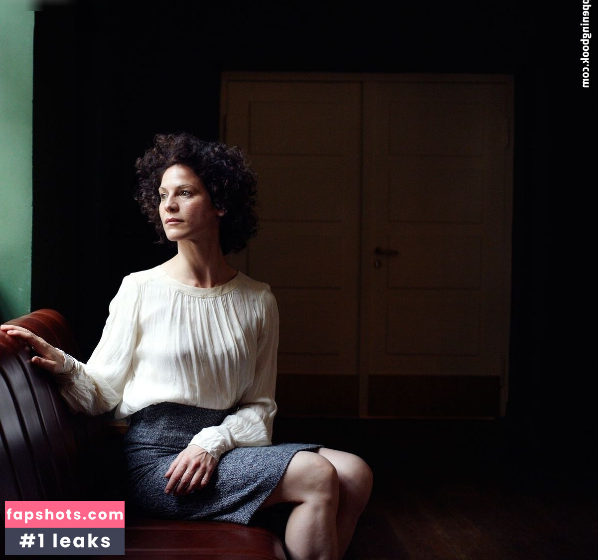 Bibiana Beglau Filtración Desnuda OnlyFans Foto #6 - Fapshots