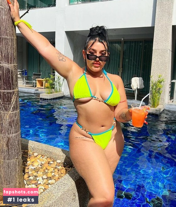 Bigass Girls nude babe gallery