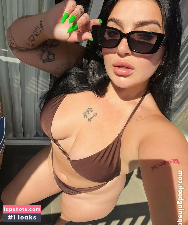 Bigass Girls gallery photo #17