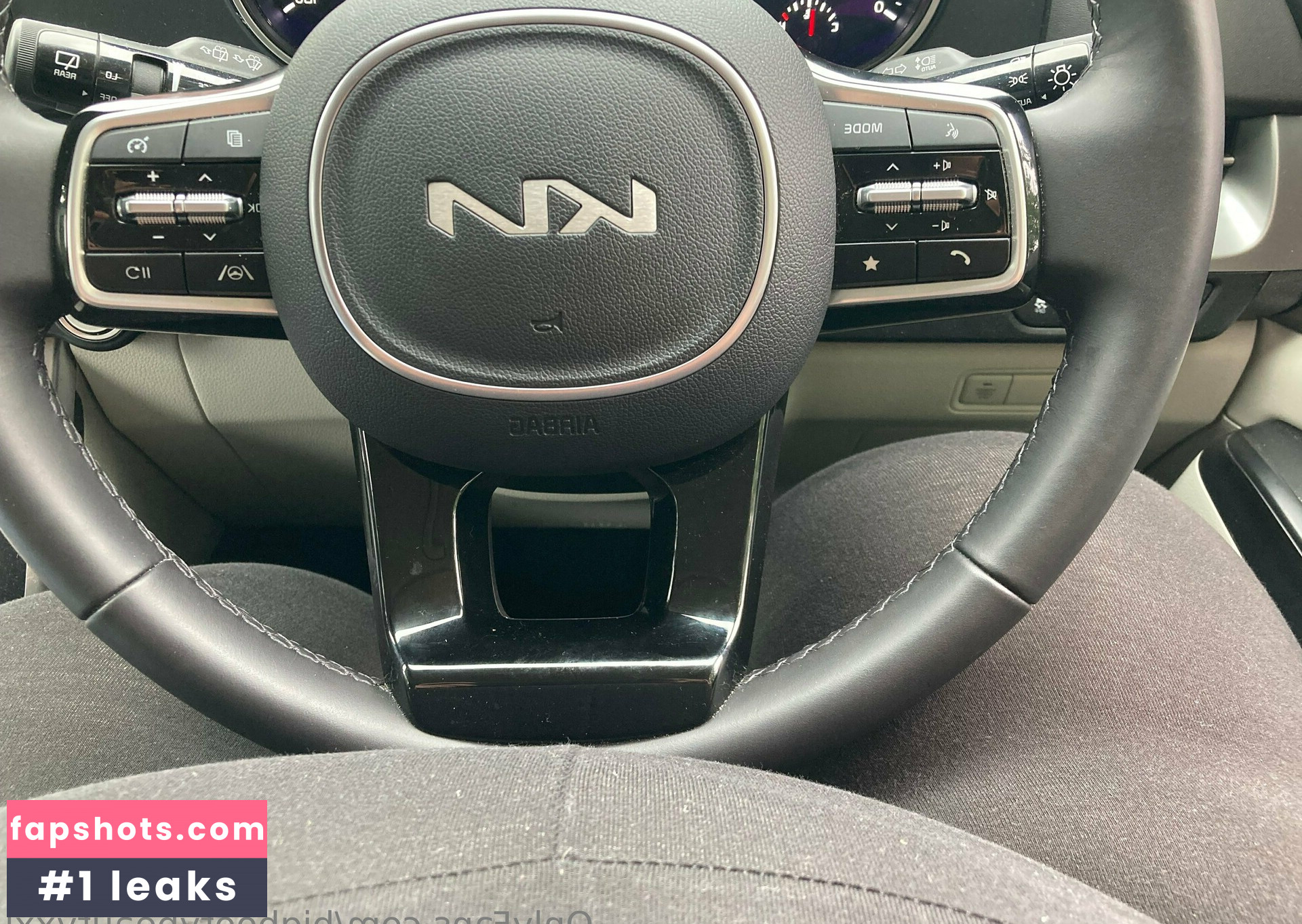 bigbootybeautyxxl nude babe gallery